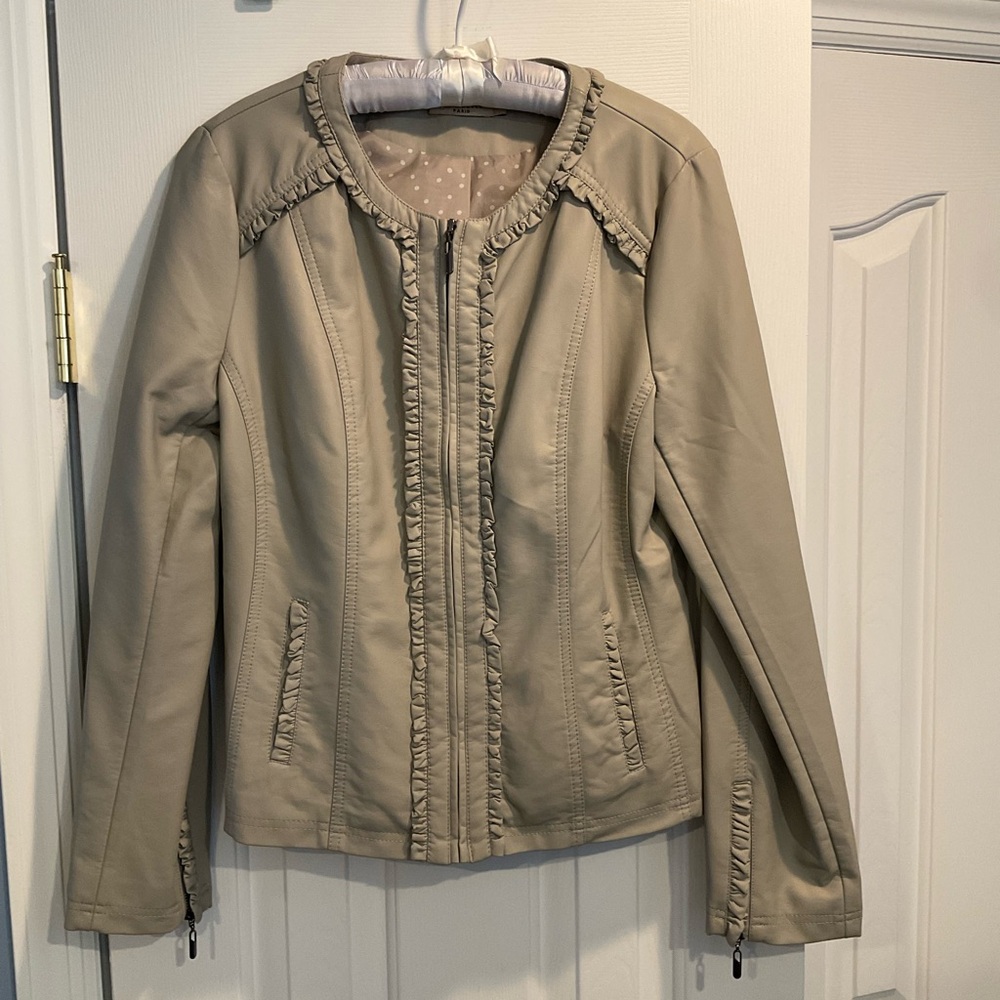 NWOT Escandelle Leather Taupe Jacket